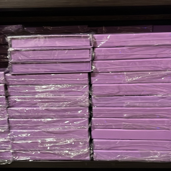 DIY Cluster Lash Kit - Picture 3 of 3